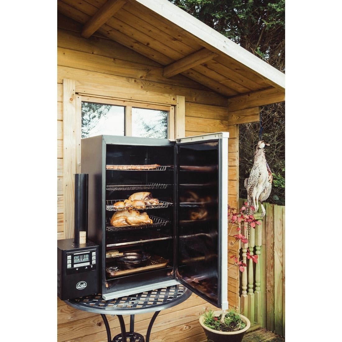 bradley 6 rack electric digital food smoker btds108ce Bradley 6 Rack Electric Digital Food Smoker BTDS108CE