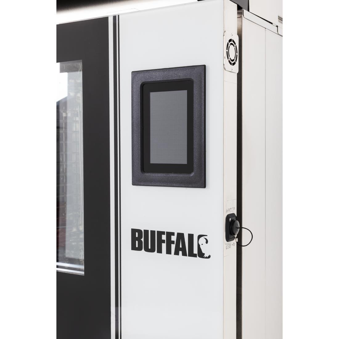 buffalo vrijstaande slimme touchscreen compacte combi oven 6 x gn 1/1 met installatiekit en afzuigkap Buffalo Vrijstaande Slimme Touchscreen Compacte Combi Oven 6 x GN 1/1 Met Installatiekit En Afzuigkap