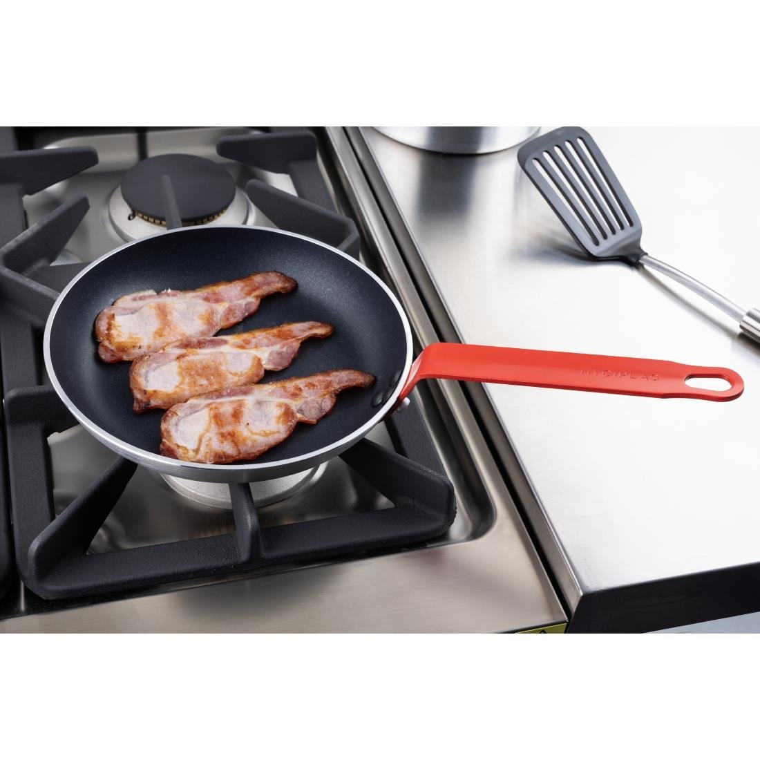 hygiplas teflon platinum plus anti aanbak koekenpan 240mm rood handvat Hygiplas Teflon Platinum Plus anti-aanbak koekenpan 240mm rood handvat
