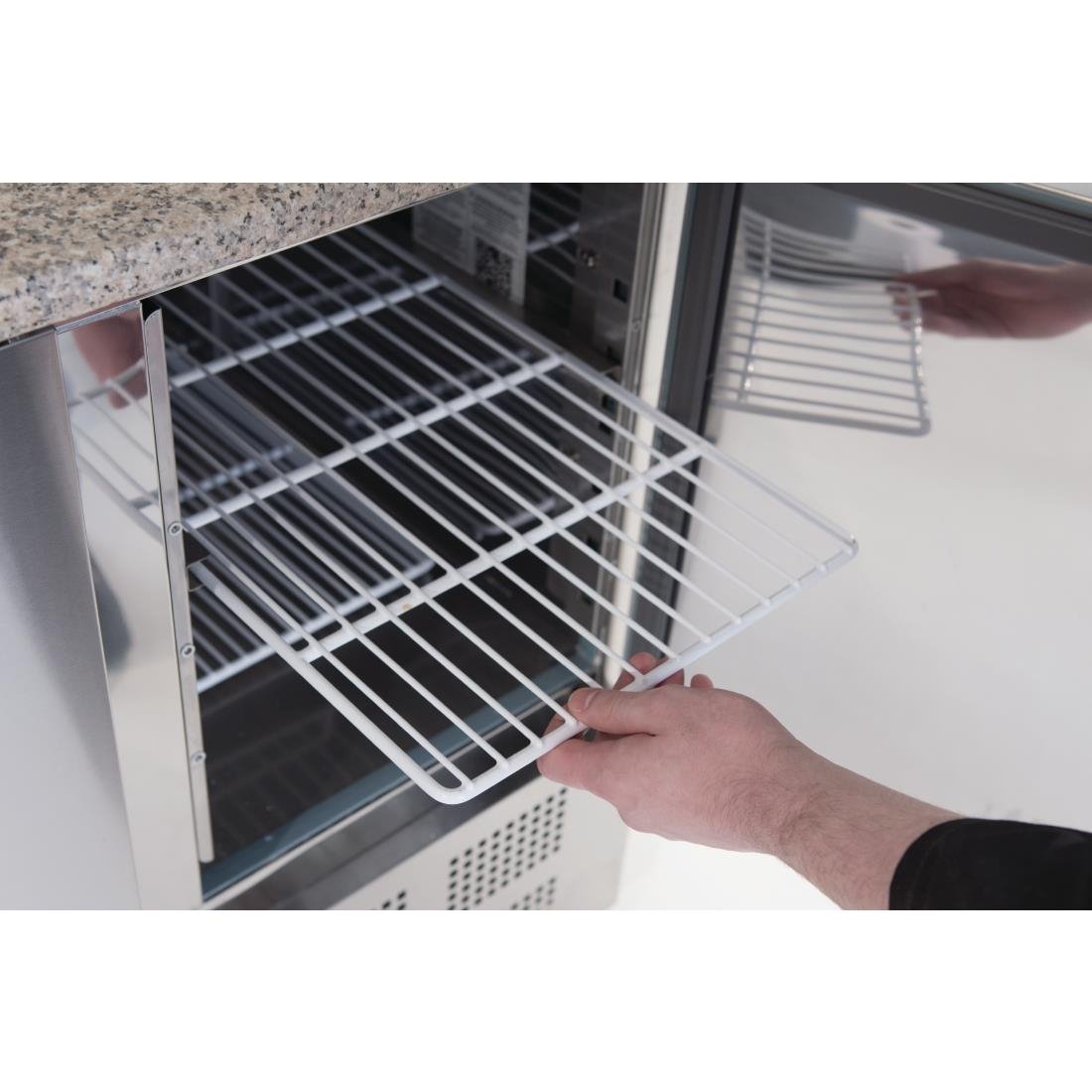 polar g serie gekoelde pizza/sandwich prepareercounter 368l Polar G-serie gekoelde pizza/sandwich prepareercounter 368L